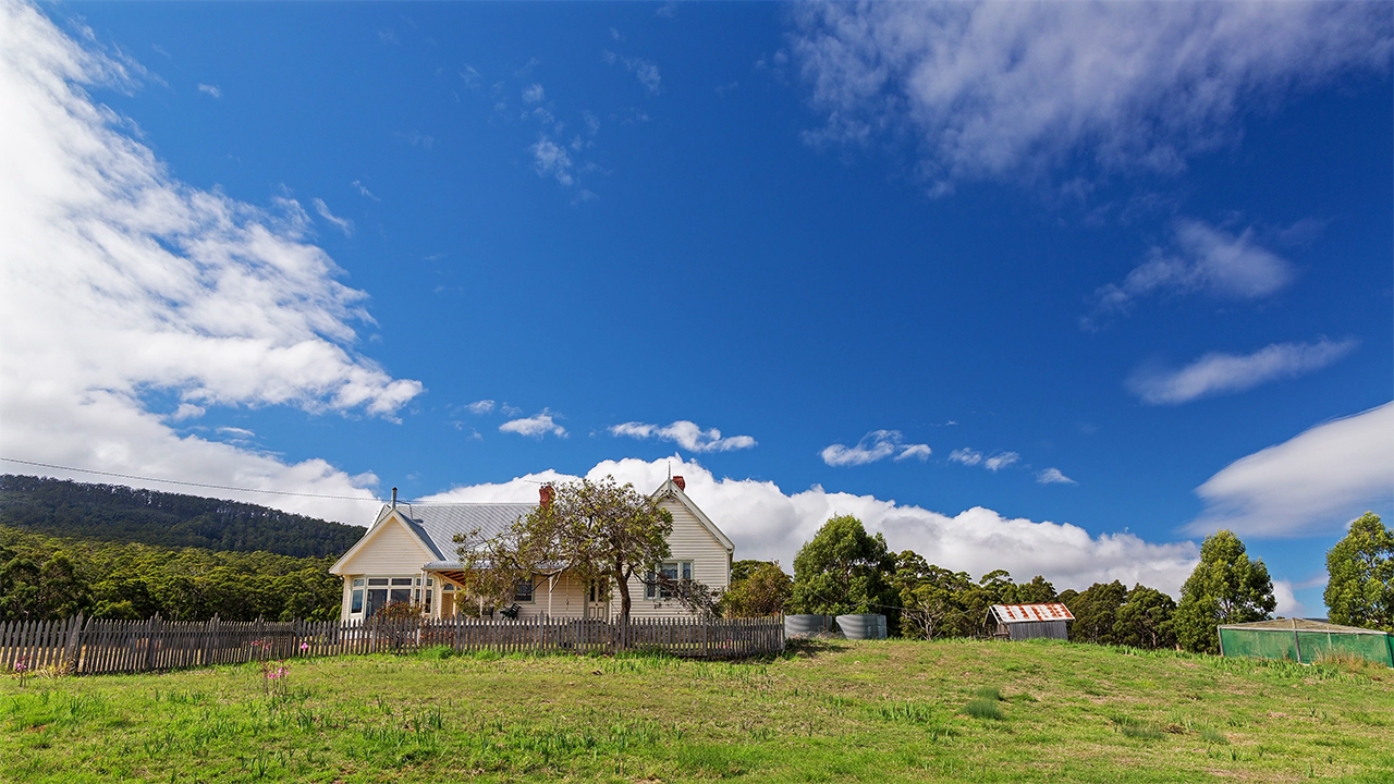 Modern Farmhouse Style: A Blend of Rustic Charm and Contemporary Elegance